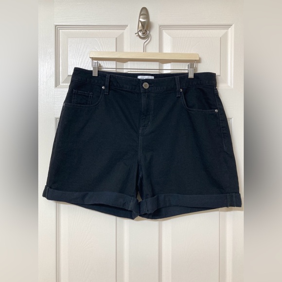 Bundle of Lane Bryant Mid Rise Boyfriend Black Light Wash Jean Shorts 14 Denim - Picture 9 of 16